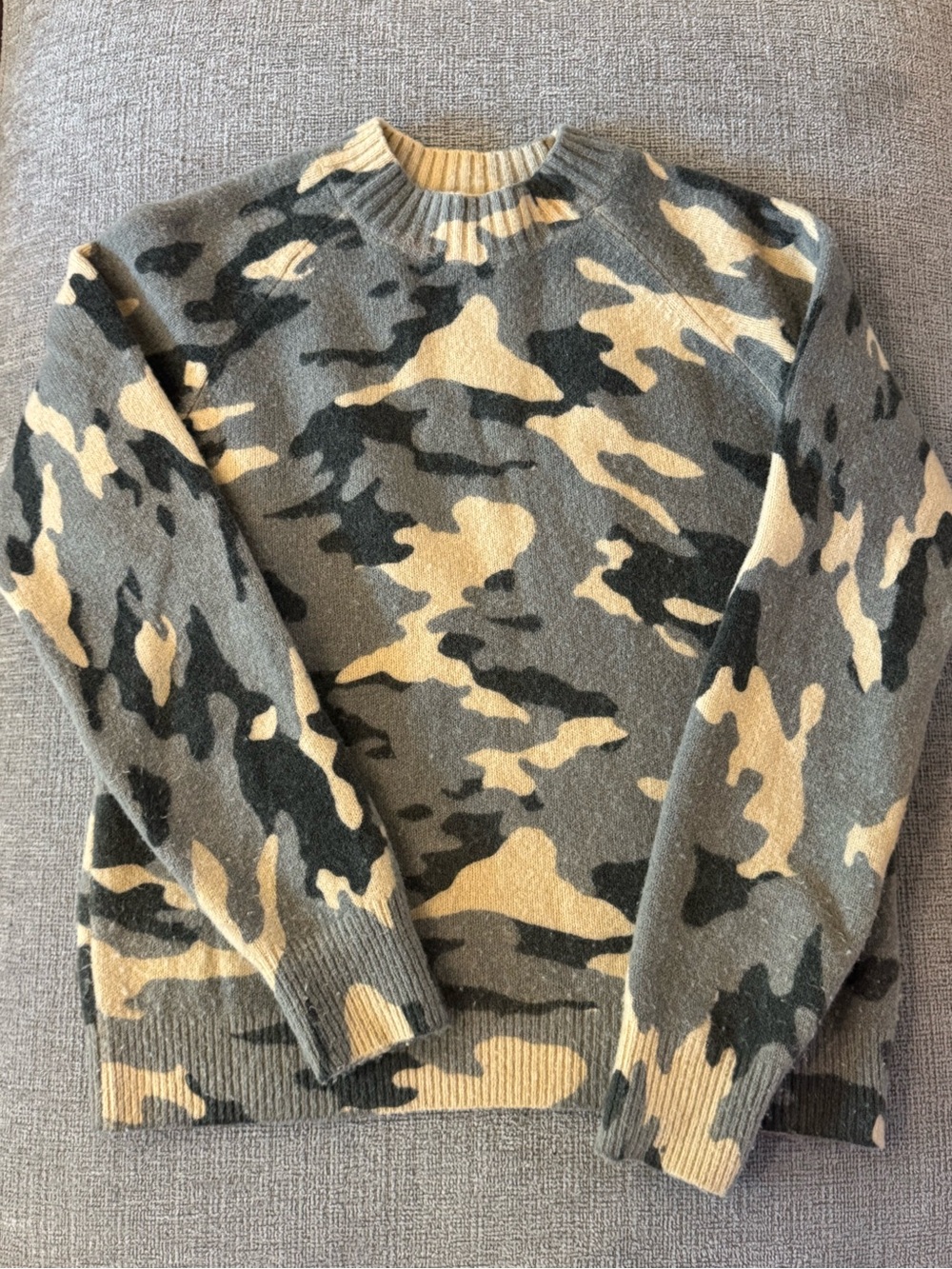 Banana Republic Camouflage Crewneck Sweater in Gray, Green & Cream